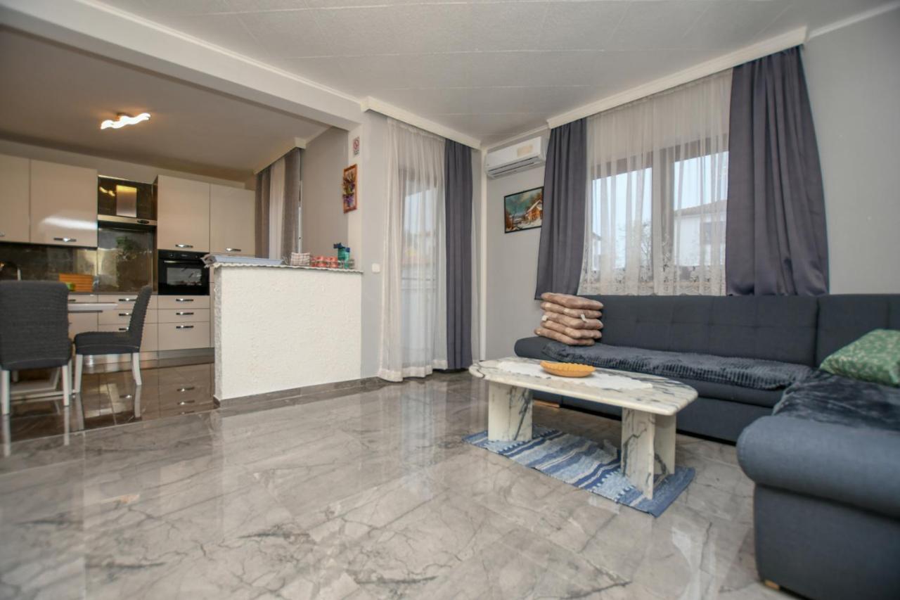 Apartments Katja Poreč Dış mekan fotoğraf